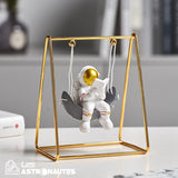 figurine astronaute lecteur