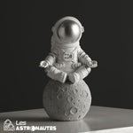 figurine astronaute
